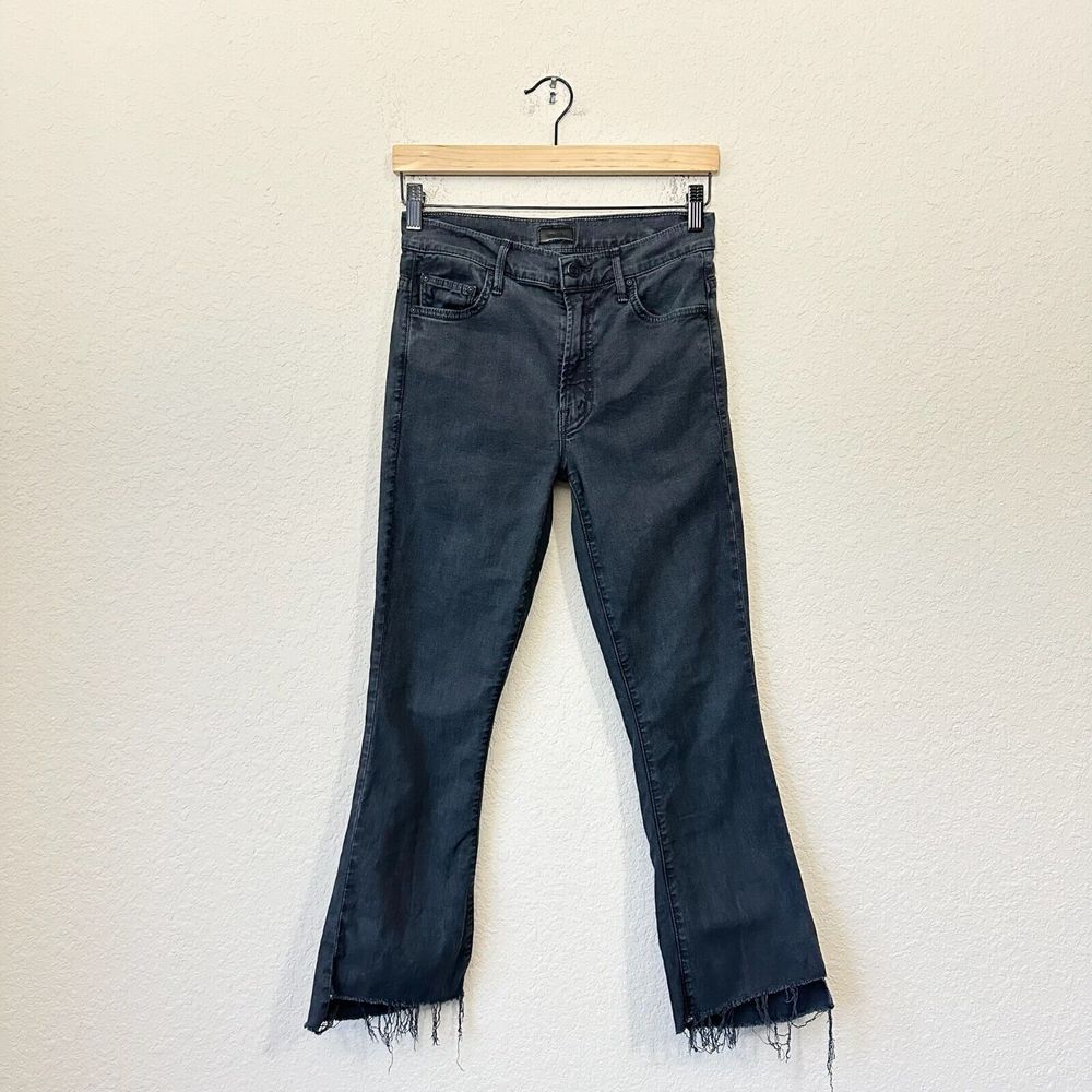 MOTHER DENIM The Insider Crop Step Fray Jeans in Faded Black